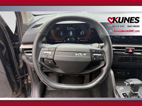 Used 2026 Kia Sportage LX FWD image 15