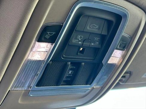 Certified 2021 RAM 1500 Laramie RWD image 29