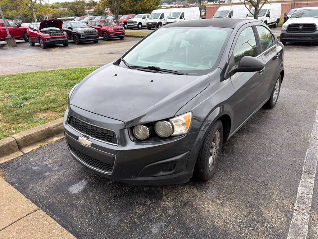 Used 2015 Chevrolet Sonic LT FWD image 1