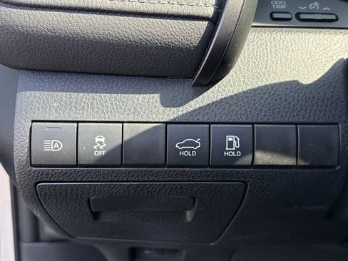 Used 2023 Toyota Camry SE FWD image 24