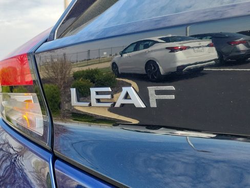 Used 2023 Nissan Leaf SV Plus image 6