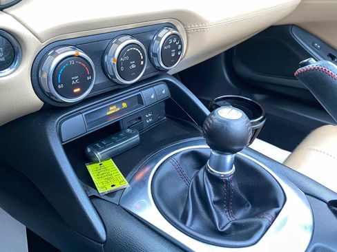 Used 2016 MAZDA MX-5 Miata Grand Touring image 23