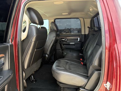Used 2018 RAM 2500 Laramie w/ Sport Appearance Group AWD/4WD image 12