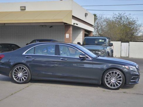 Used 2016 Mercedes-Benz S 550 Sedan w/ Sport Package w/ Sport Package image 4
