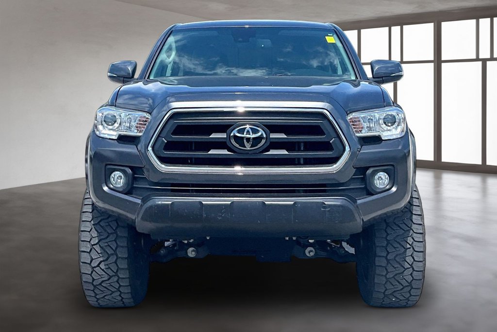 Used 2022 Toyota Tacoma SR5 w/ Technology Package AWD/4WD image 2