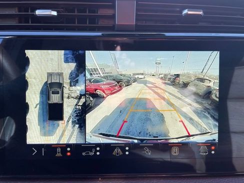 Used 2024 GMC Sierra 2500 Denali w/ Denali Reserve Package image 6