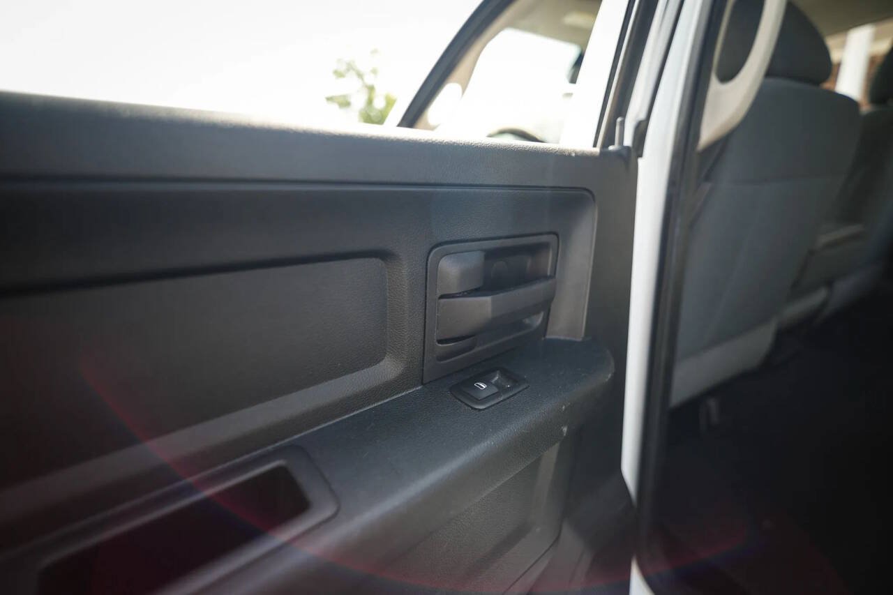 Used 2014 RAM 1500 Express RWD image 51