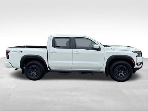 Used 2026 Nissan Frontier Pro-X w/ Tow Package RWD image 9