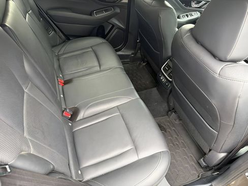 Used 2022 Subaru Outback Limited XT AWD/4WD image 18