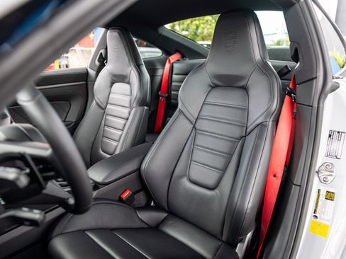 New 2026 Porsche 911 Carrera image 5