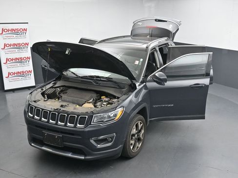 Used 2018 Jeep Compass Limited w/ Navigation Group AWD/4WD image 26