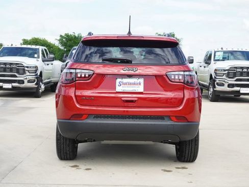 New 2026 Jeep Compass Latitude AWD/4WD image 8