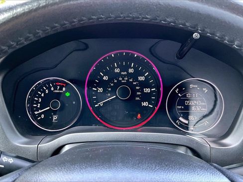 Used 2019 Honda HR-V Sport image 10