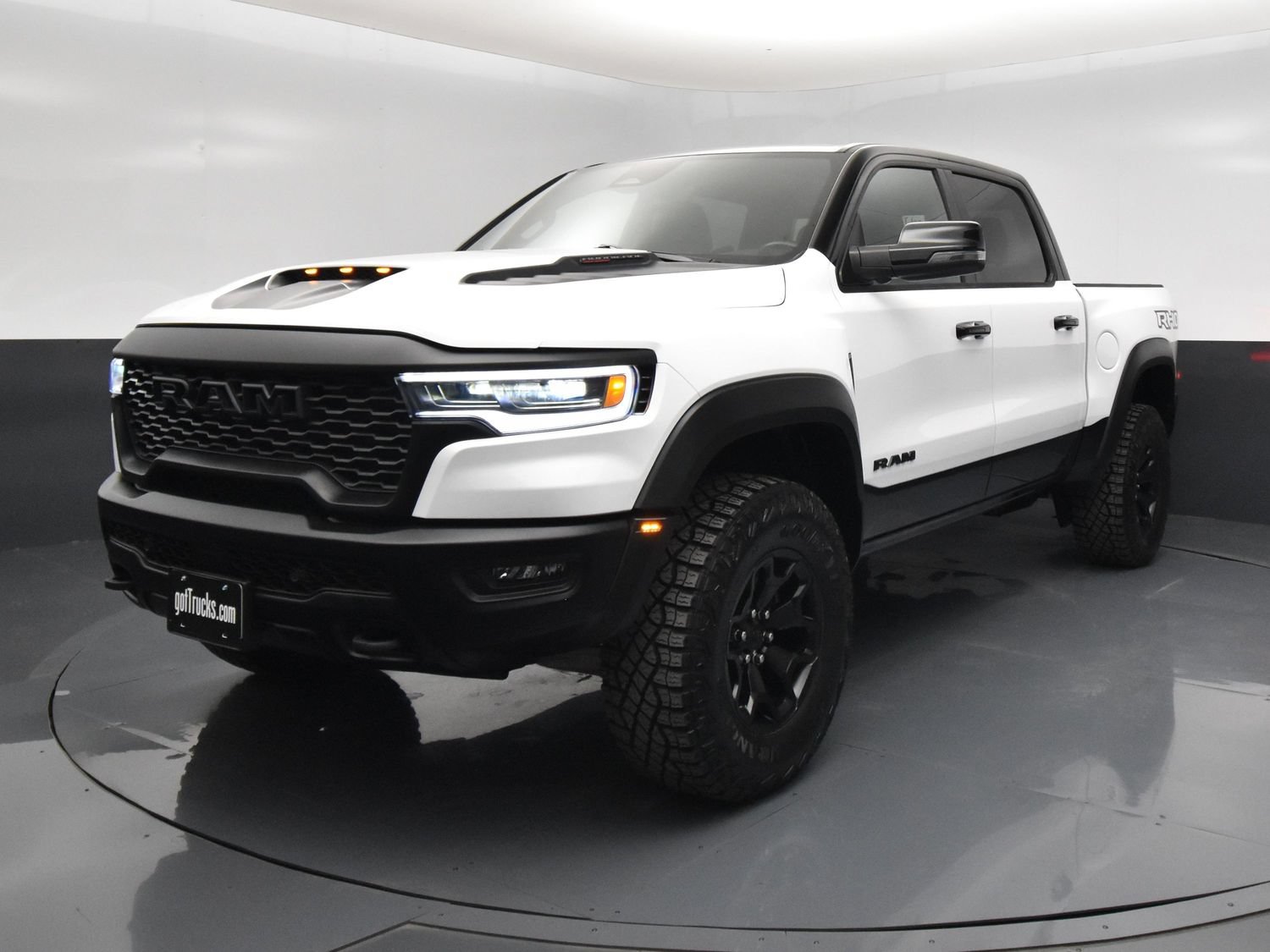 Used 2026 RAM 1500 RHO AWD/4WD image 2