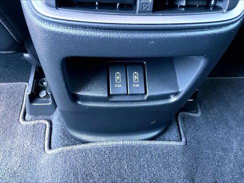 Used 2021 Honda CR-V Touring image 34