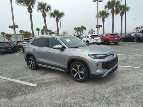 New 2026 Volkswagen Tiguan SE image 47