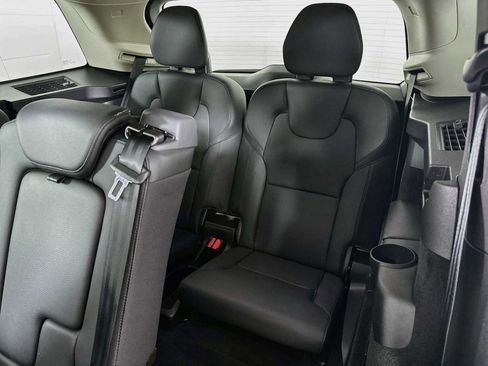 Used 2023 Volvo XC90 B5 Plus w/ Protection Package Premier AWD/4WD image 26
