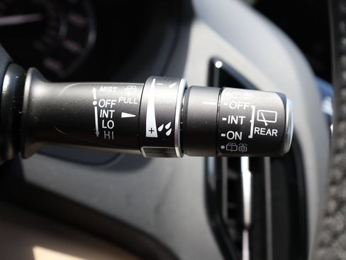 Used 2024 Acura RDX SH-AWD w/ Technology Package image 42