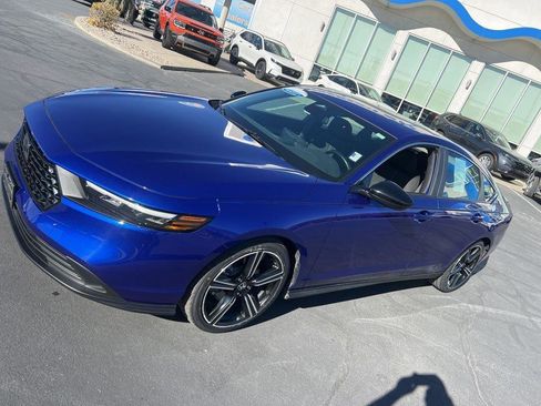 Used 2024 Honda Accord Sport image 4