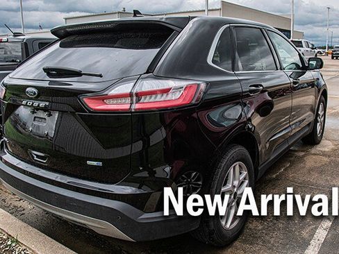 Used 2024 Ford Edge SEL AWD/4WD image 3