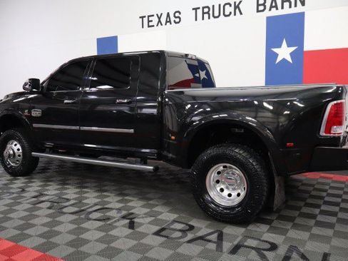 Used 2017 RAM 3500 Laramie Longhorn w/ Cold Weather Group AWD/4WD image 5
