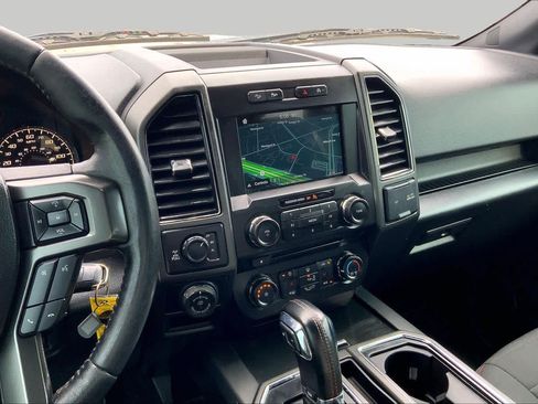 Used 2018 Ford F150 XLT w/ Equipment Group 302A Luxury AWD/4WD image 6