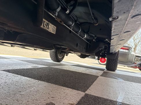 Used 2018 Chevrolet Silverado 1500 LT w/ All Star Edition image 39