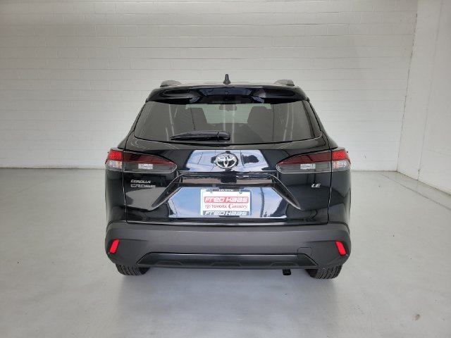 Used 2026 Toyota Corolla Cross LE FWD image 5