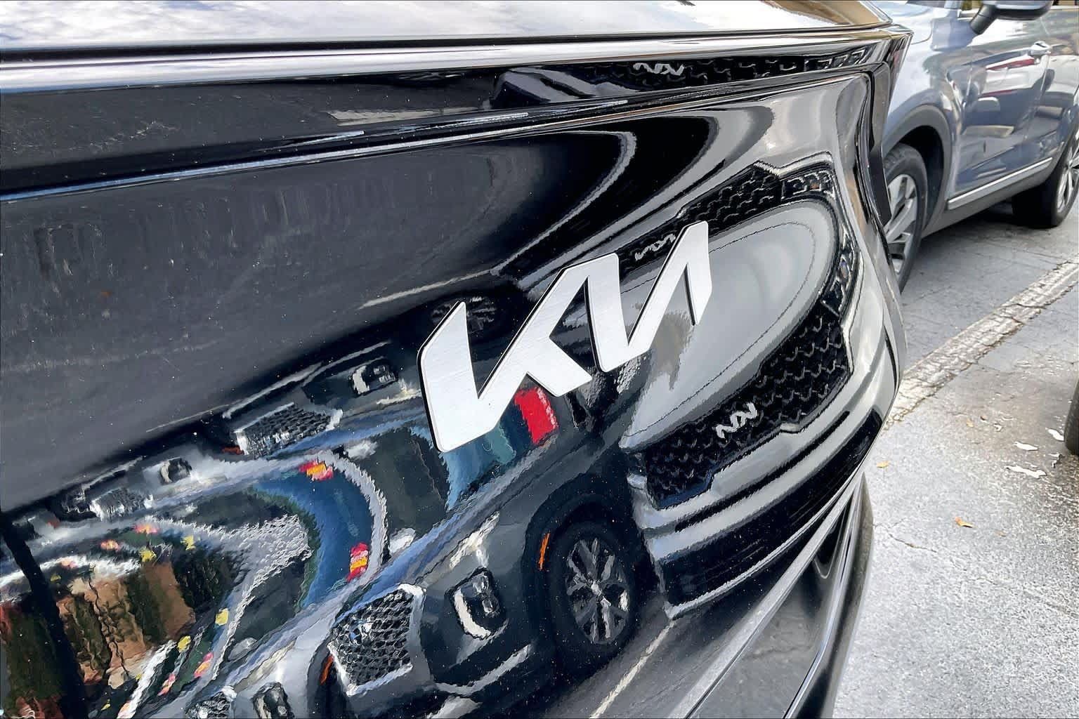 Used 2024 Kia Sportage SX FWD image 9