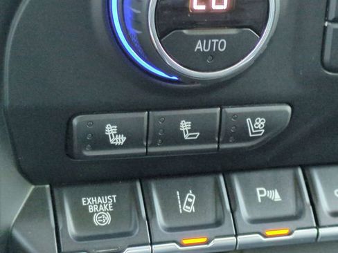 Used 2020 Chevrolet Silverado 3500 LTZ w/ LTZ Premium Package image 29