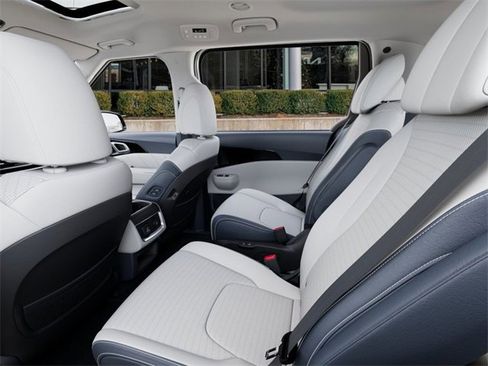 New 2026 Kia Carnival SX Prestige image 19