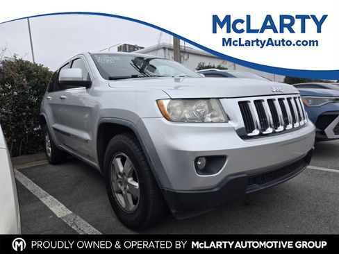 Used 2012 Jeep Grand Cherokee Laredo w/ Laredo E Group image 1