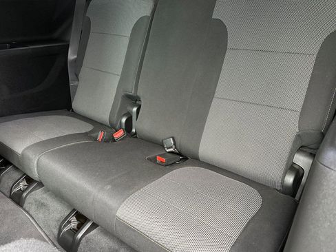 Used 2018 Chevrolet Traverse LT image 15