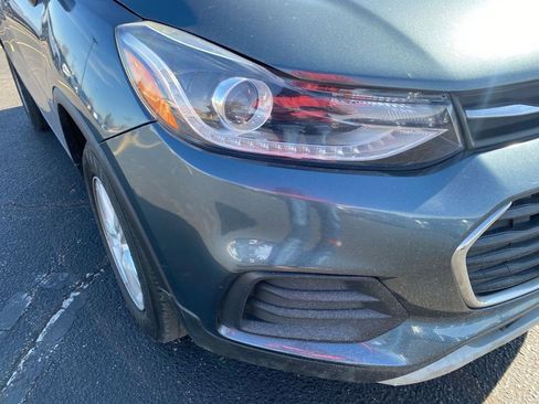 Used 2021 Chevrolet Trax LT image 4