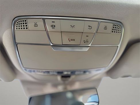 Used 2019 Mercedes-Benz S 560 4MATIC Sedan image 50