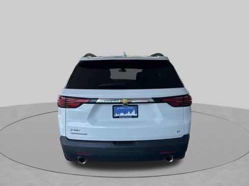 Used 2023 Chevrolet Traverse LT FWD image 8