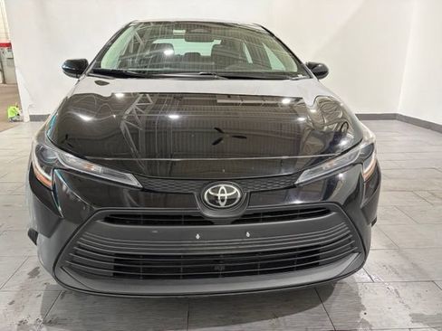 Used 2024 Toyota Corolla LE FWD image 8
