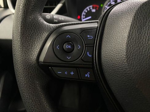 Used 2022 Toyota Corolla LE FWD image 15