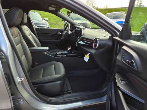 New 2026 Chevrolet Trax RS image 12