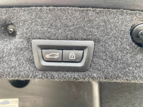 Used 2014 BMW 528i xDrive 528i xDrive AWD 4dr Sedan image 33