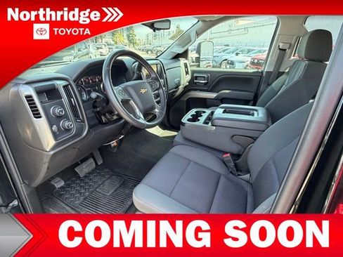 Used 2018 Chevrolet Silverado 1500 LT w/ All Star Edition AWD/4WD image 5