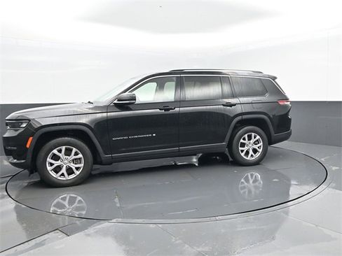 Used 2022 Jeep Grand Cherokee L Limited image 5