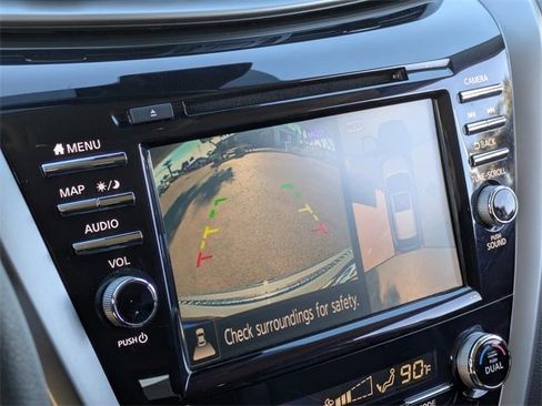 Used 2022 Nissan Murano SL image 24