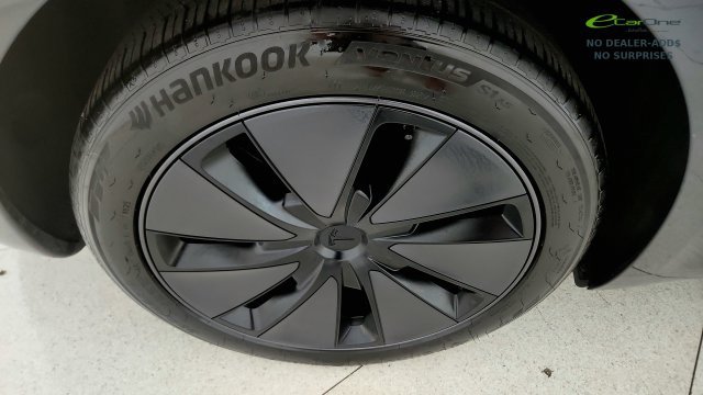 Used 2025 Tesla Model 3 Long Range RWD image 72