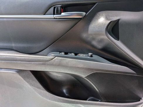 Used 2020 Toyota Camry XSE FWD image 26