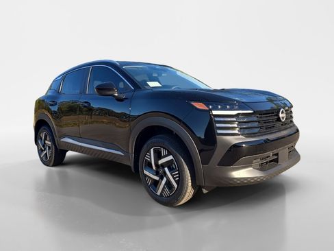 New 2026 Nissan Kicks SV image 8