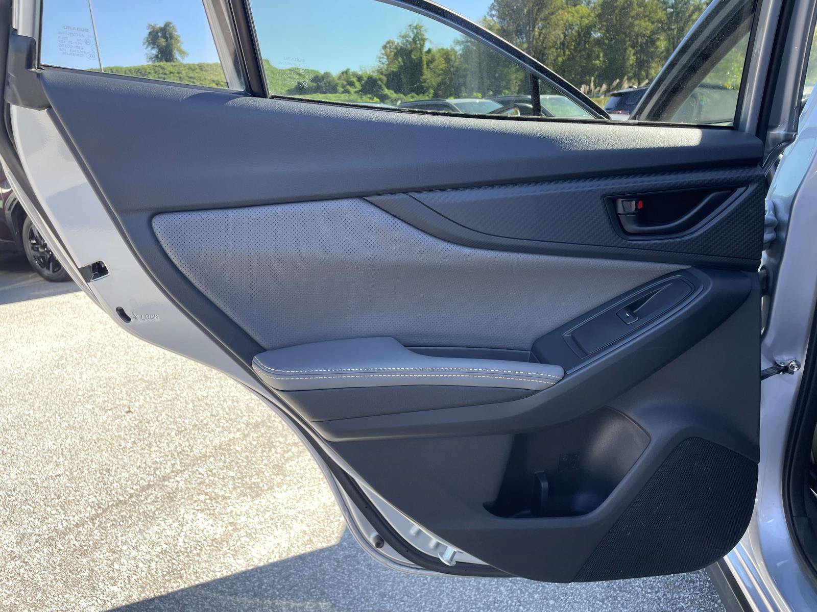 Used 2021 Subaru Crosstrek 2.5i Sport w/ Moonroof Package AWD/4WD image 2