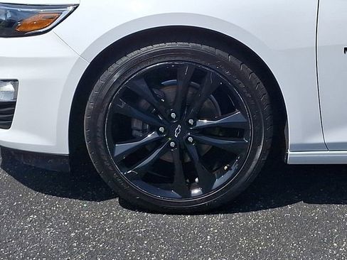 Used 2024 Chevrolet Malibu LT w/ Sport Edition FWD image 8