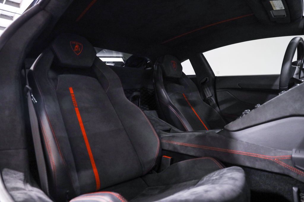 Used 2016 Lamborghini Aventador LP 700-4 AWD/4WD image 27