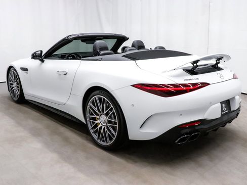 Used 2022 Mercedes-Benz SL 63 AMG 4MATIC image 7